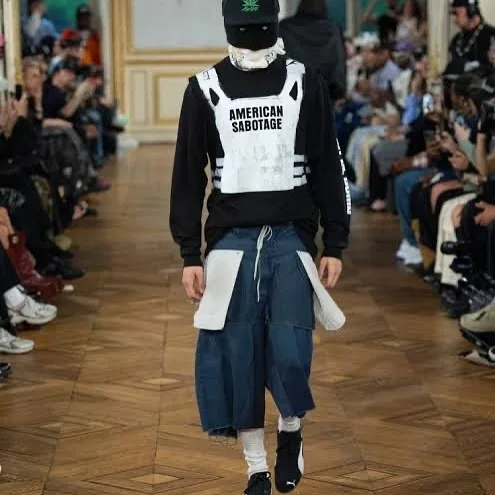 Sabotage Hoodies Grunge Parodi - Winter Clothing Ideas For Women recensie en prijs